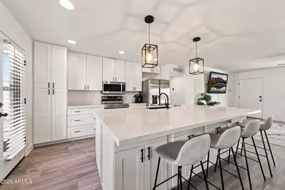 8601 E Thornwood Drive, Scottsdale, AZ 85251 - Photo 1