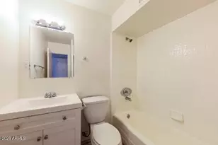 3132 W Surrey Ave, Phoenix, AZ 85029 - Photo 8