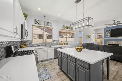 604 W Goldfinch Way, Chandler, AZ 85286 - Photo 20