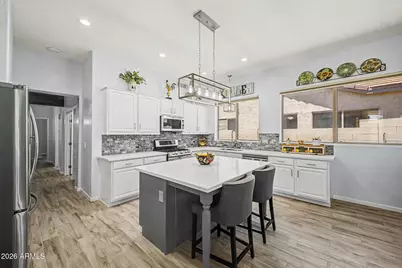604 W Goldfinch Way, Chandler, AZ 85286 - Photo 4