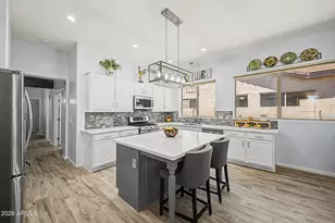 604 W Goldfinch Way, Chandler, AZ 85286 - Photo 4