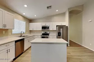 13383 W Watson Ln, Surprise, AZ 85379 - Photo 4