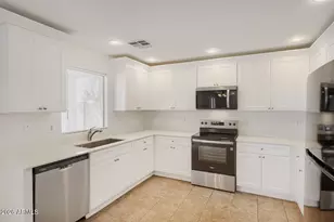 40676 N Las Praderas St, San Tan Valley, AZ 85140 - Photo 20