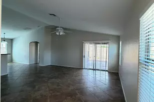 352 W Gascon Rd, San Tan Valley, AZ 85143 - Photo 2