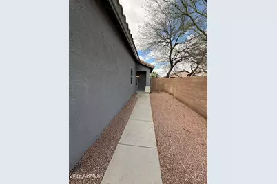 352 W Gascon Road, San Tan Valley, AZ 85143 - Photo 1
