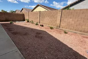 352 W Gascon Rd, San Tan Valley, AZ 85143 - Photo 14