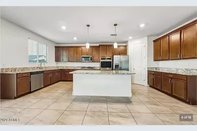 11417 W Edgemont Avenue, Avondale, AZ 85392 - Photo 6