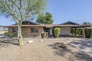 1904 E Manhatton Dr, Tempe, AZ 85282 - Photo 2
