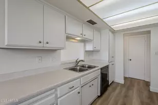 1904 E Manhatton Dr, Tempe, AZ 85282 - Photo 22