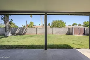 1904 E Manhatton Dr, Tempe, AZ 85282 - Photo 48