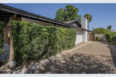 1904 E Manhatton Drive, Tempe, AZ 85282 - Photo 4