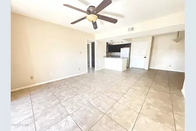 540 N May Street #1135, Mesa, AZ 85201 - Photo 6