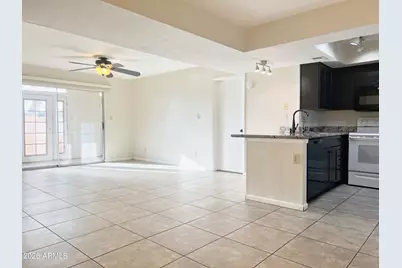 540 N May Street #1135, Mesa, AZ 85201 - Photo 8