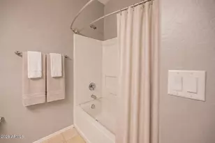 952 S Olympic Dr, Gilbert, AZ 85296 - Photo 12