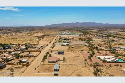 30382 N 217th Avenue, Wittmann, AZ 85361 - Photo 34