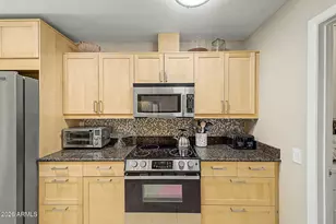 10454 W Palmeras Dr, Sun City, AZ 85373 - Photo 10