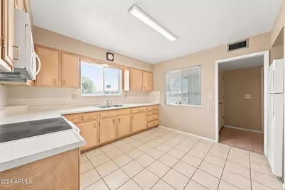 10420 W Corte Del Sol Oeste --, Sun City, AZ 85351 - Photo 12