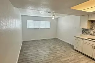 5318 W Turney Ave, Phoenix, AZ 85031 - Photo 6