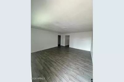 5318 W Turney Avenue #Unit 3, Phoenix, AZ 85031 - Photo 4