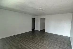 5318 W Turney Ave, Phoenix, AZ 85031 - Photo 4