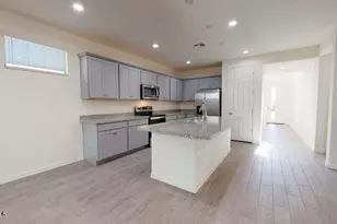 1107 S Vine St, Chandler, AZ 85286 - Photo 8