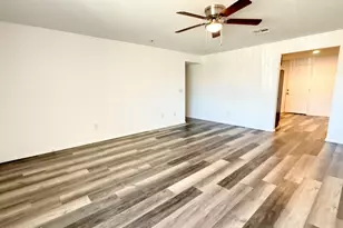 2027 N 66th Dr, Phoenix, AZ 85035 - Photo 4