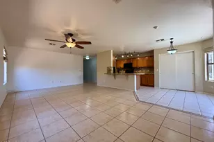 5462 N 77th Dr, Glendale, AZ 85303 - Photo 6