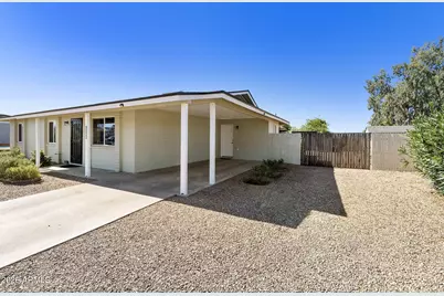 9523 E Dallas Street, Mesa, AZ 85207 - Photo 2