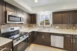 9523 E Dallas St, Mesa, AZ 85207 - Photo 8