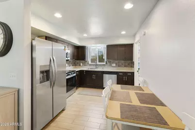 9523 E Dallas Street, Mesa, AZ 85207 - Photo 10