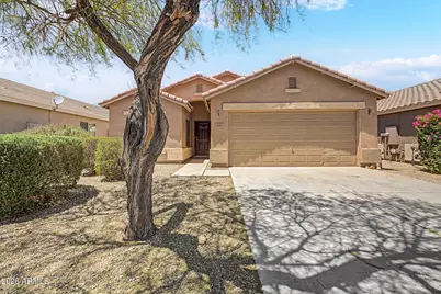 3162 W Sunshine Butte Drive, San Tan Valley, AZ 85144 - Photo 2