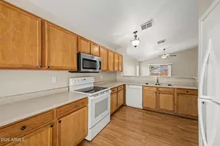 3162 W Sunshine Butte Dr, San Tan Valley, AZ 85144 - Photo 12