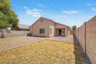 3162 W Sunshine Butte Dr, San Tan Valley, AZ 85144 - Photo 32