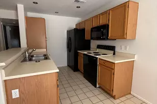255 S Kyrene Rd, Chandler, AZ 85226 - Photo 8