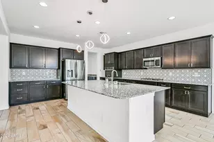 14049 W Desert Hollow Dr, Surprise, AZ 85387 - Photo 8