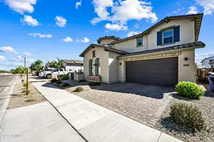 14049 W Desert Hollow Dr, Surprise, AZ 85387 - Photo 2