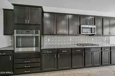 14049 W Desert Hollow Drive, Surprise, AZ 85387 - Photo 10