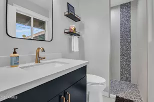 8243 E Montecito Ave, Scottsdale, AZ 85251 - Photo 14