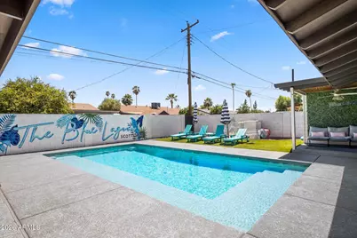 8243 E Montecito Avenue, Scottsdale, AZ 85251 - Photo 24