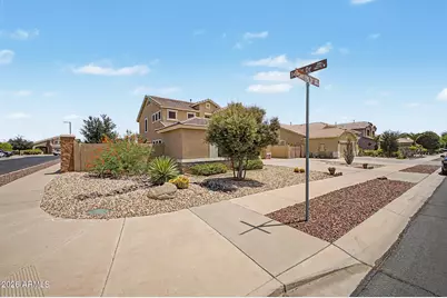 14276 W Desert Hills Drive, Surprise, AZ 85379 - Photo 4