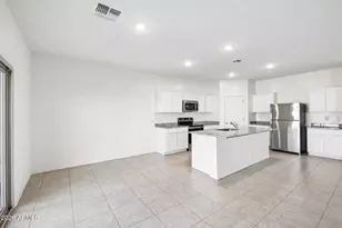 5811 E Hornblende Wy, San Tan Valley, AZ 85143 - Photo 10
