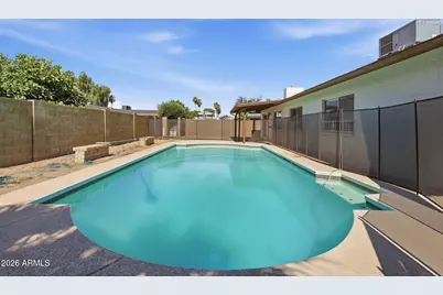3945 W Barbara Avenue, Phoenix, AZ 85051 - Photo 2