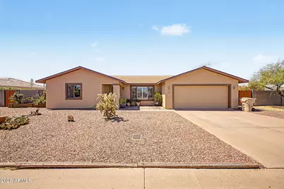 10565 W Buena Vista Drive, Arizona City, AZ 85123 - Photo 1