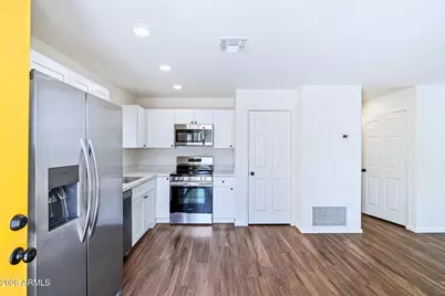 1106 E Papago Street #1106B, Phoenix, AZ 85034 - Photo 2