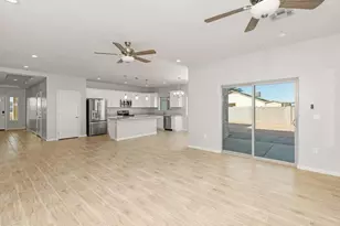 8611 W Mission Hills Dr, Arizona City, AZ 85123 - Photo 14