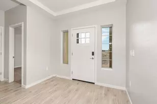 8611 W Mission Hills Dr, Arizona City, AZ 85123 - Photo 10