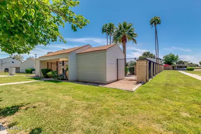409 E Woodman Drive, Tempe, AZ 85283 - Photo 32