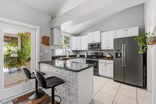 19632 N 9th Pl, Phoenix, AZ 85024 - Photo 10