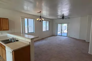 6926 S 37th Glen, Phoenix, AZ 85041 - Photo 4