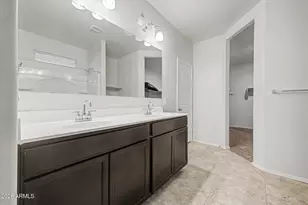 7825 W Miami St, Phoenix, AZ 85043 - Photo 8